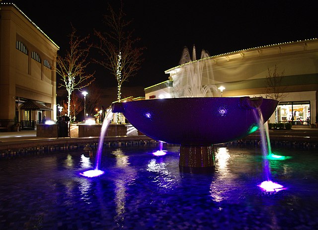 Image: Streets of Tanasbourne fountain night, violet   Hillsboro, Oregon