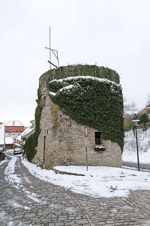 Sulzfeld, Graben-West 7, Gefängnisturm-001