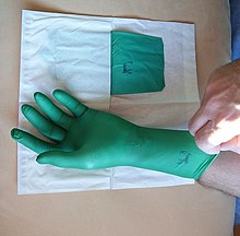 DIFERENCIAS entre guantes de Látex, Nitrilo o Neopreno