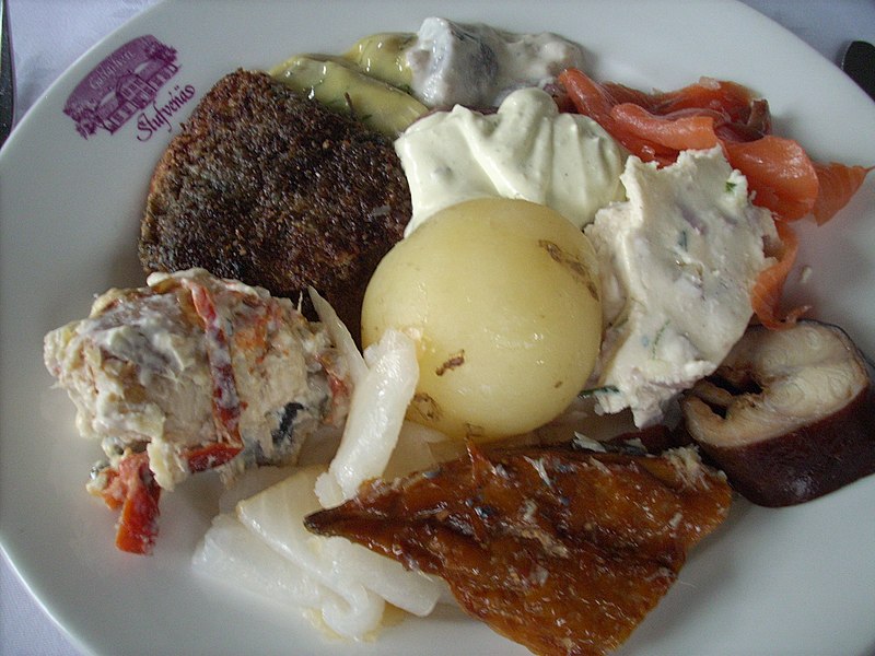 File:Swedish buffet-Smörgåsbord-02.jpg