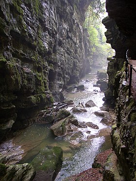 Vista della gola del Taubenloch.