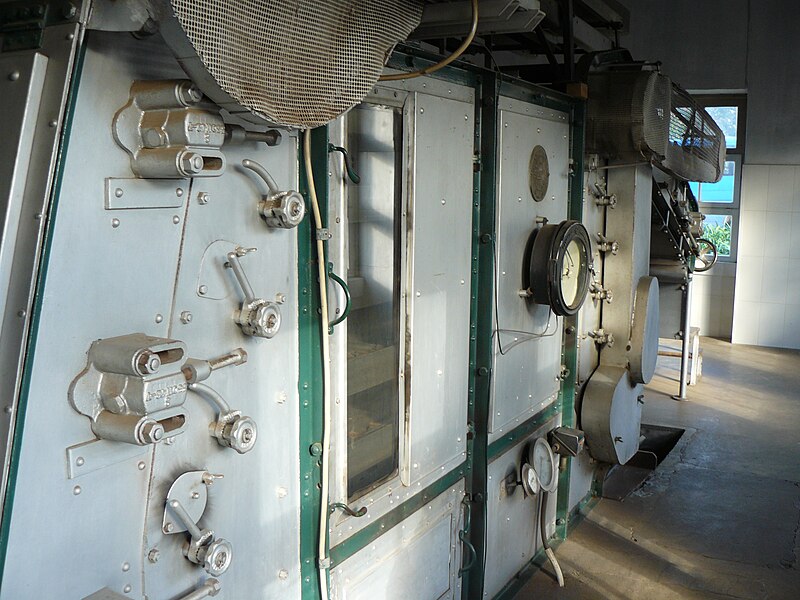 File:Tea firing machine.JPG