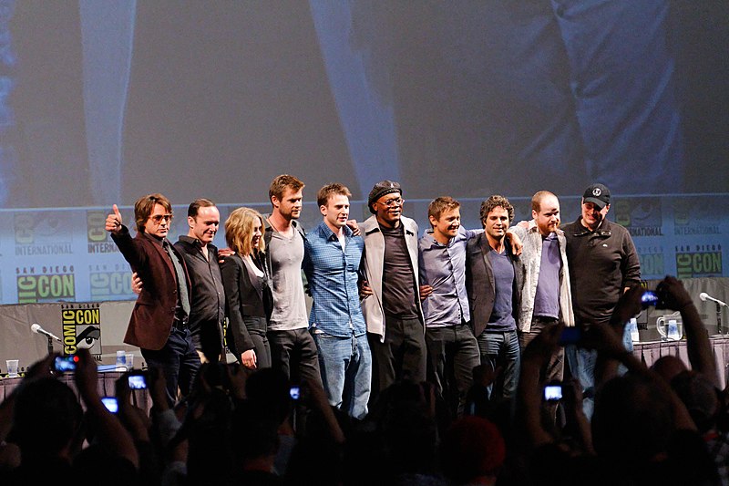 File:The Avengers Cast 2010 Comic-Con.jpg