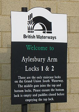 The Aylesbury Arm of the Grand Union Canal - geograph.org.uk - 1228440
