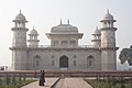 Tomb of I'timād-ud-Daulah, Agra, Uttar Pradesh, India.jpg