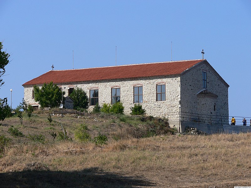 File:Tsarevo-Vasiliko-Church 06-Lazarov-IFB.JPG