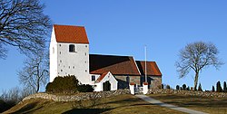 Tvede kirke.jpg