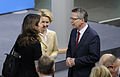 English: Signing of the coalition agreement for the 18th election period of the Bundestag. Ursula von der Leyen, Thomas de Maizière. Deutsch: Unterzeichnung des Koalitionsvertrages der 18. Wahlperiode des Bundestages. Ursula von der Leyen, Thomas de Maizière.