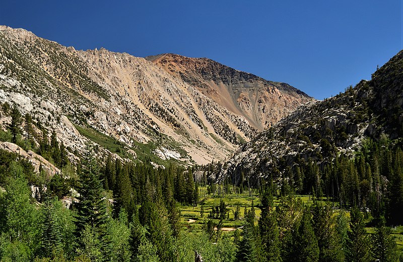 File:Valley Above Barney Lake.jpg