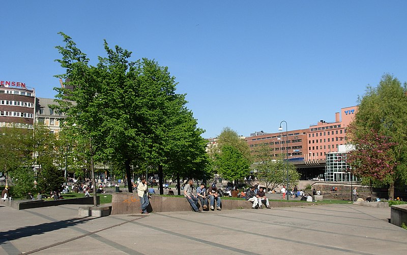 File:Vaterlandsparken3.JPG