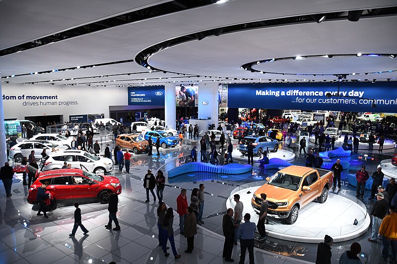 File:View of the Ford Exhibit -- 2018 North American International Auto Show (26383121737).jpg