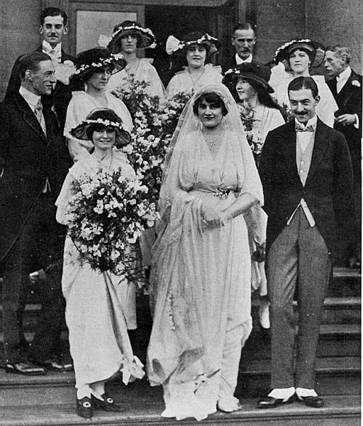 File:Wedding of Mark Sturgis of Greyfriars House 1914.jpg