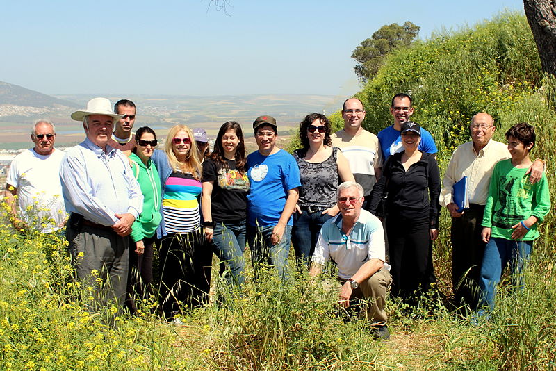 File:Wikipedians at Afula IMG 1025.JPG