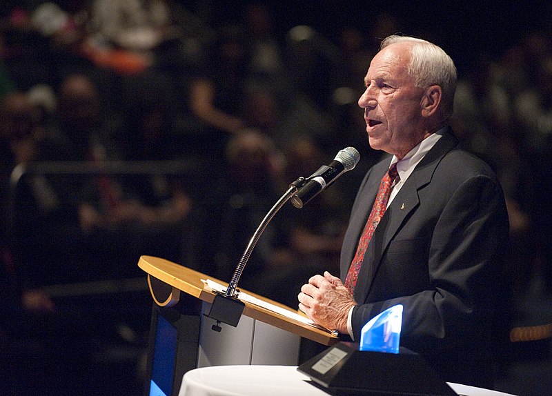 File:Worden Receiving Ambassador of Exploration Award (200907300004HQ).jpg