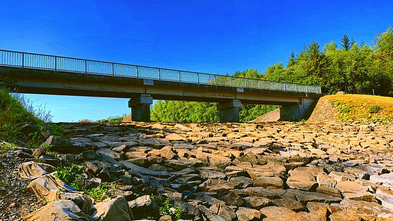 File:Wupper - Vorsperre.jpg