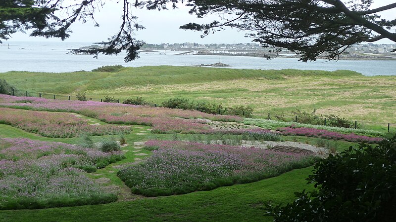 File:Île de Batz 058 Jardin Georges Delaselle.JPG