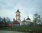 Церковь Воскресения со сторожкой и оградой