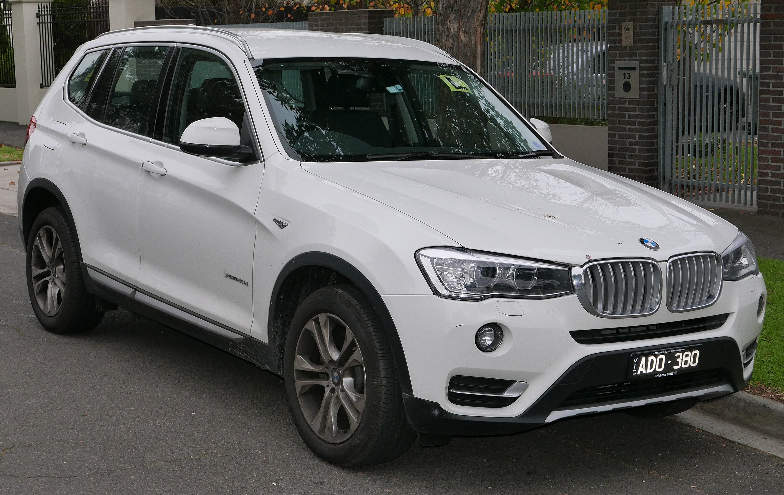 File:2015 BMW X3 (F25 LCI) xDrive20d wagon (2015-06-27).jpg - Wikipedia