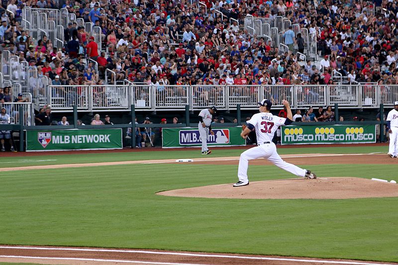 File:2016 MLB at Fort Bragg 160703-A-AP748-329.jpg