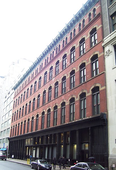 File:23-35 West 22nd Street Stern Brothers Dry Goods Store Building.jpg