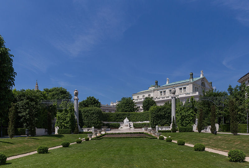 File:AT 20134 - Empress Elisabeth monument, Volksgarten, Vienna - 6128.jpg