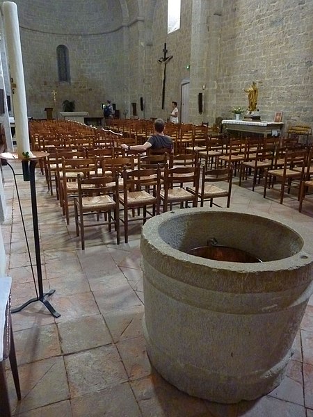 File:Abbaye de La Celle (06).jpg