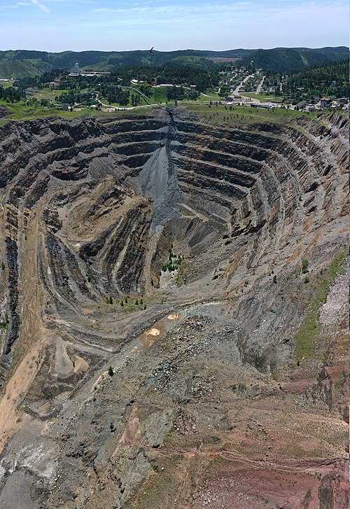 The Homestake Mine pit in Lead, South Dakota