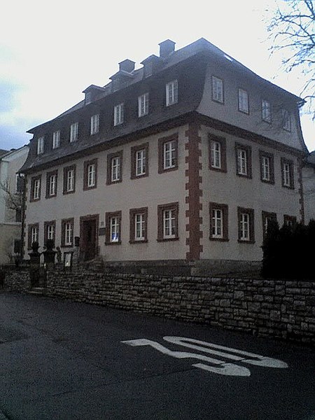 File:Alexander-von-Humboldt-Haus.jpg