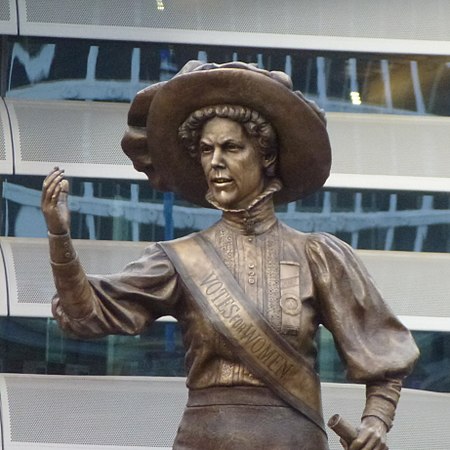 Alice Hawkins statue Leicester