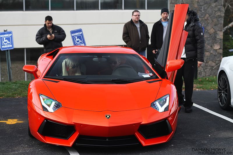 File:Aventador. (6465630309).jpg