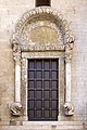 Deutsch: Italien, Bari, Kathedrale, Seiteneingang English: Italy, Bari, Cathedral, side entrance