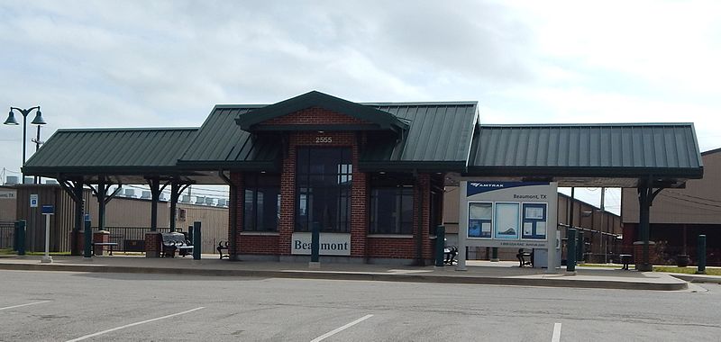 File:Beaumont, TX Amtrak Station closeup.jpg