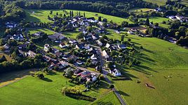 Bennau, aerial photo (2016)