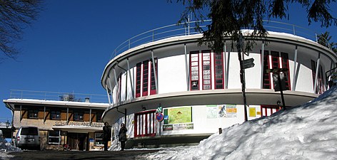 Bergstation van de Schauinslandbahn op de berg Schauinsland