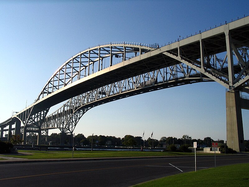 File:Bluewater Bridge.jpg