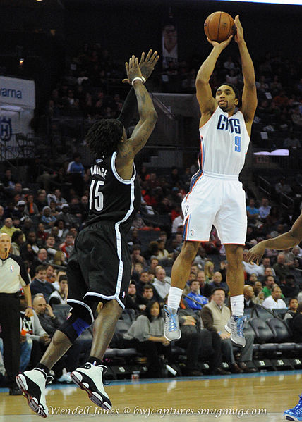 File:Bobcats vs Nets 2.jpg