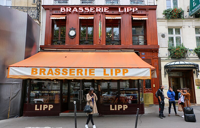 File:Brasserie Lipp, Paris 17 September 2016.jpg
