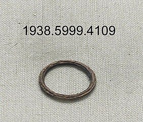 Bronze Ring, Yale University Art Gallery, inv. 1938.5999.4109