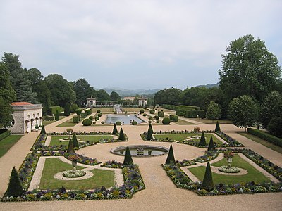 Les jardins de la villa Arnaga.