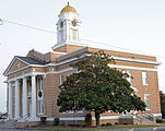 Candler County Courthouse in Metter, Georgia, US This is an image of a place or building that is listed on the National Register of Historic Places in the United States of America. Its reference number is 80000984.
