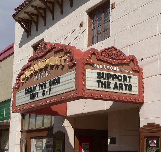 File:Casa Grande Paramount Theatre marquee (2).JPG