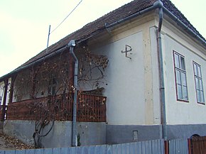 Fosta casă parohială a bisericii romano-catolice, confiscată de comuniști (monument istoric)