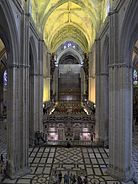 Catedral de Sevilla. Nave central.jpg