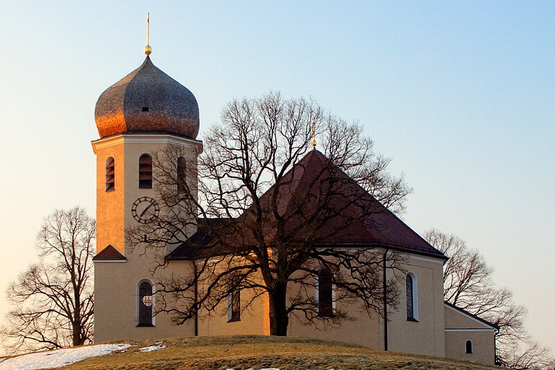 File:Christkönigskirche (Wildenwart).jpg