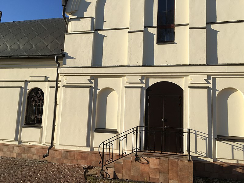 File:Church of the Theotokos of Tikhvin, Troitsk - 3489.jpg