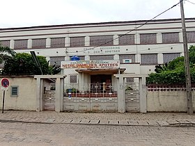 Makalenin açıklayıcı görüntüsü Secondary Course Notre Dame des Apôtres de Cotonou