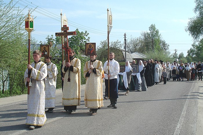 Bright Week procession (Russian Orthodox Old-Rite Church in Guslitsa)