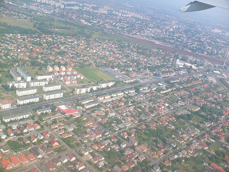 File:Debrecen déli része a levegőből - panoramio.jpg