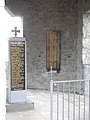 Granittafeln mit den Namen der Opfer beider Weltkriege