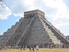 El Castillo, Chichén Itzá.jpg